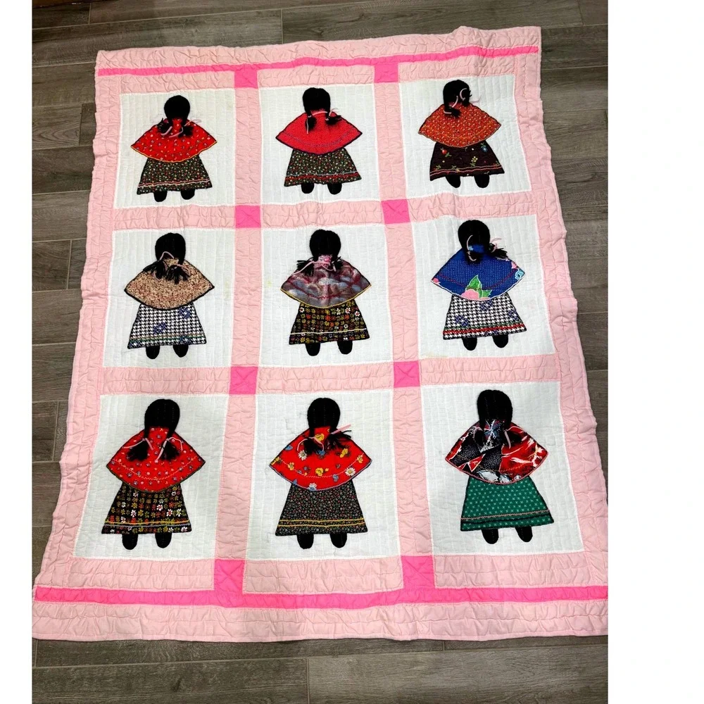 Handmade Sunbonnet Sue Quilt 53x64 Vintage Applique Cottagecore Moveable Braids
